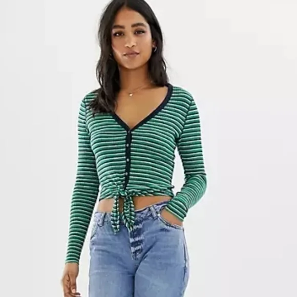 Abercrombie & Fitch V-Neck Green Striped Ribbed Long Sleeves Crop Top Size M - Picture 6 of 7